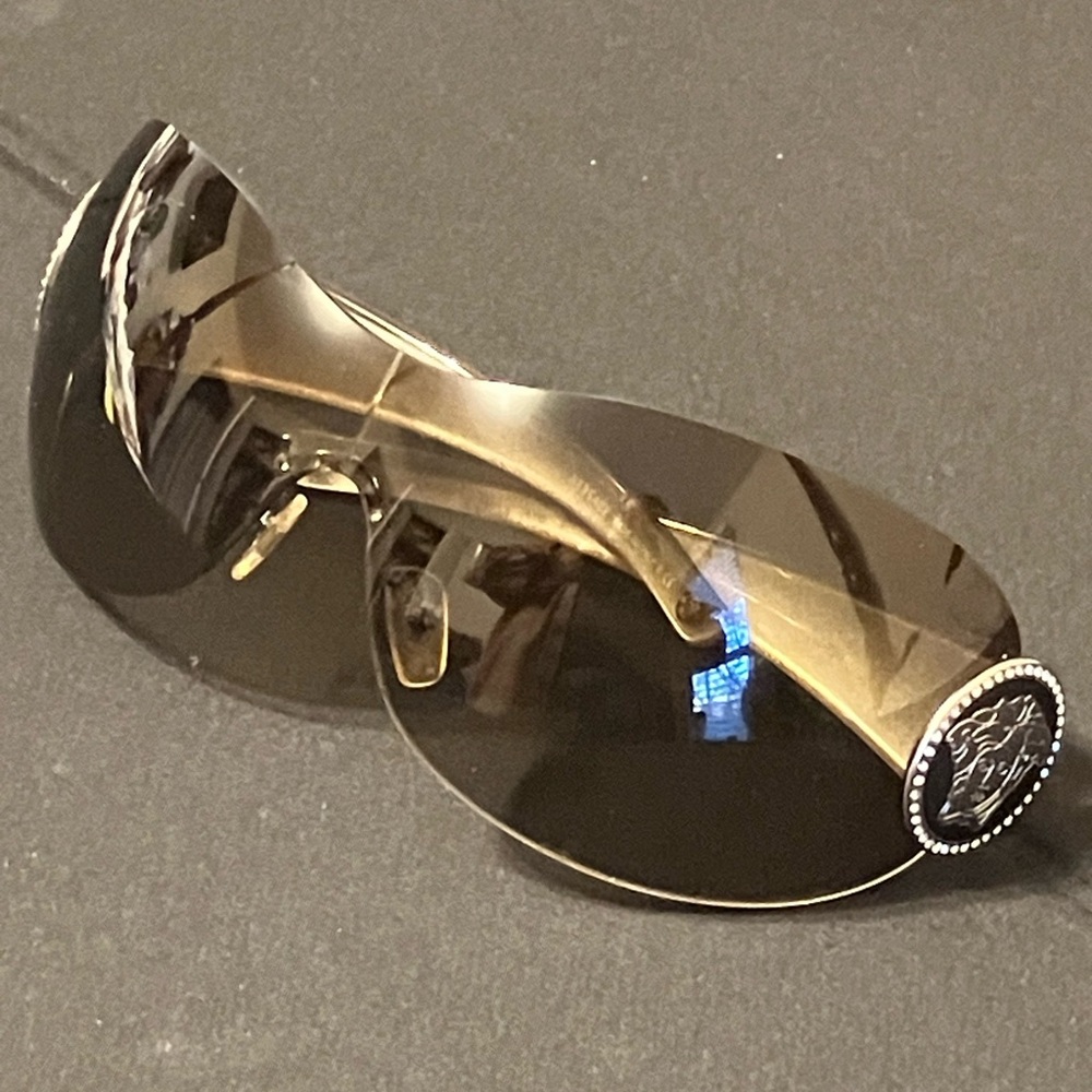 Versace MOD 4162- B Gray Medusa Head Sunglasses - Picture 6 of 6